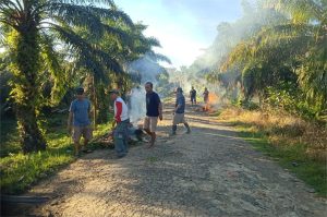 Hampir Bentok Warga Pinang Mas